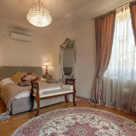 Sleeps 7 Pool Air Con Wifi Oliveto Lario